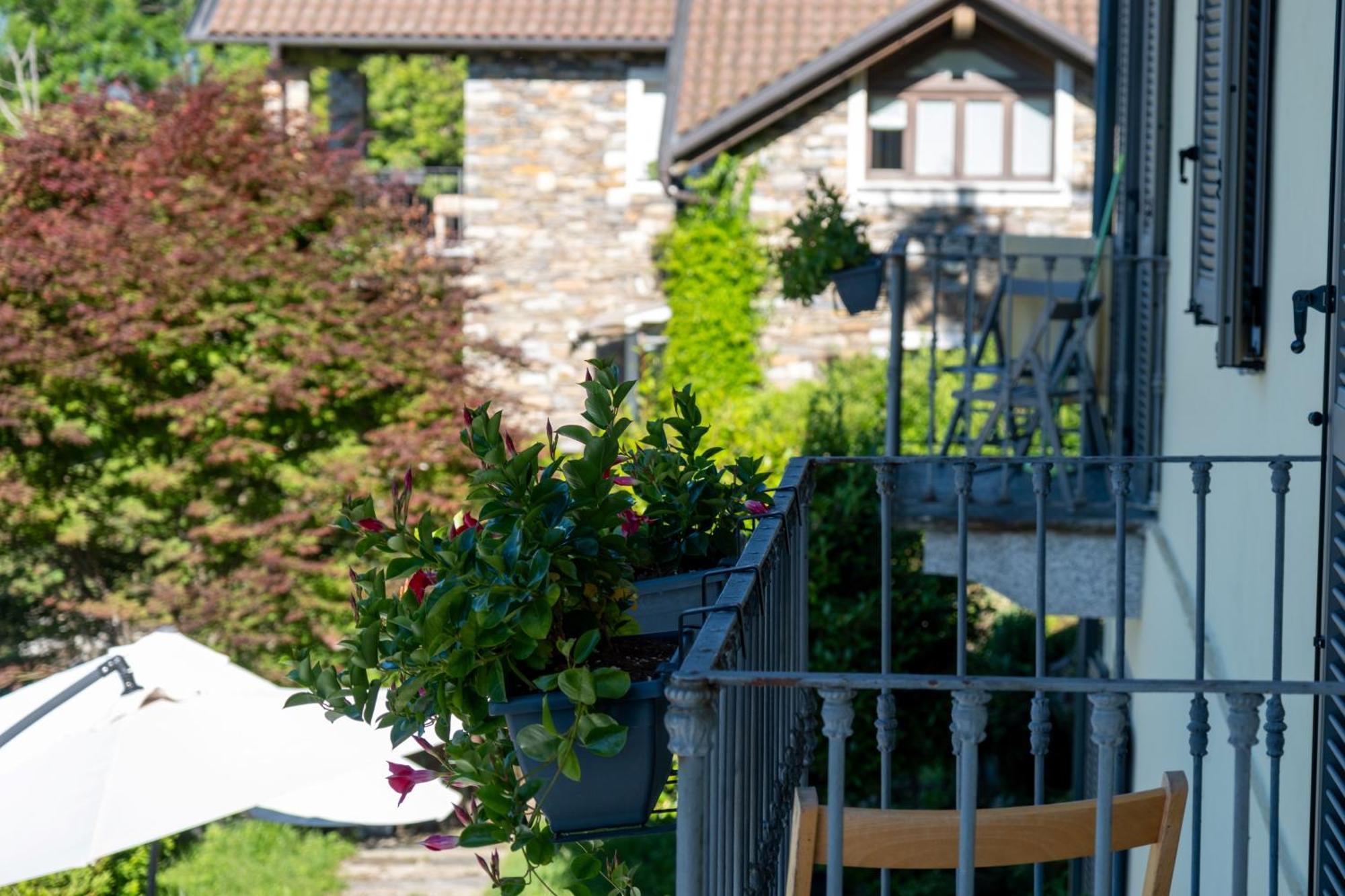 B&B La Lanterna Verbania Exterior foto
